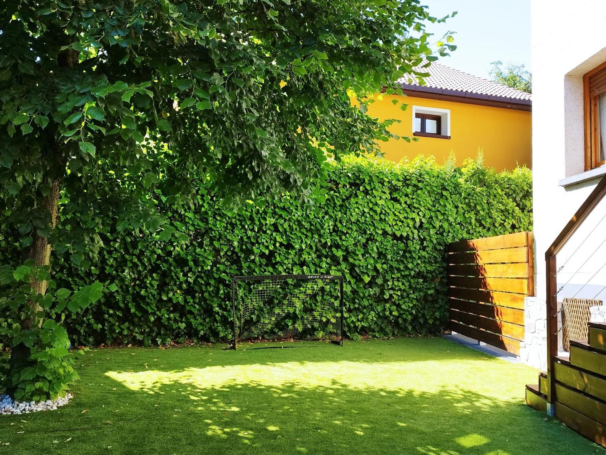 Villa San Lure Jaca Exteriör bild